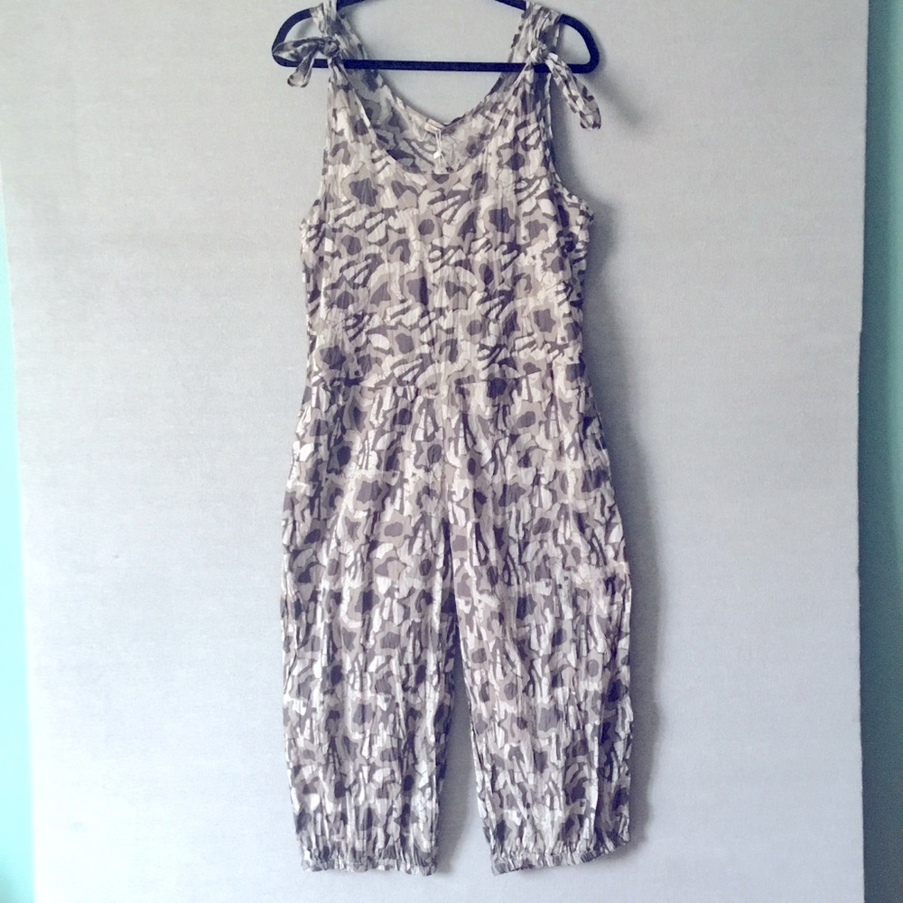 Dress Addict JoJo Brown Cotton Floral Jumpsuit Romper New With Tags Size Small